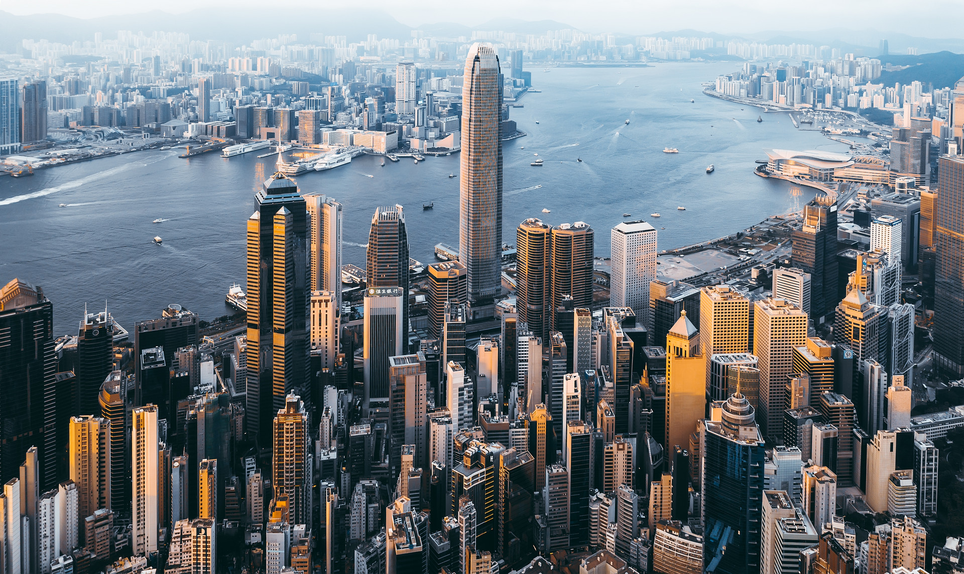 180余年零倒闭！起底香港保险稳如泰山的真相！